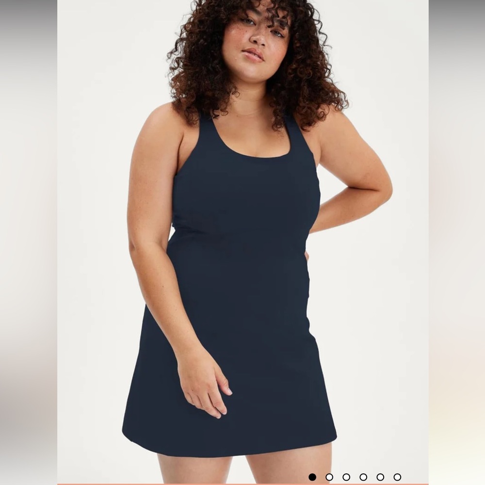 NWT Girlfriend Collective Paloma Dress